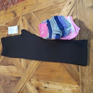 2 items Nicole Miller 10 pairs of socks & Cat & Jack leggings size 3t